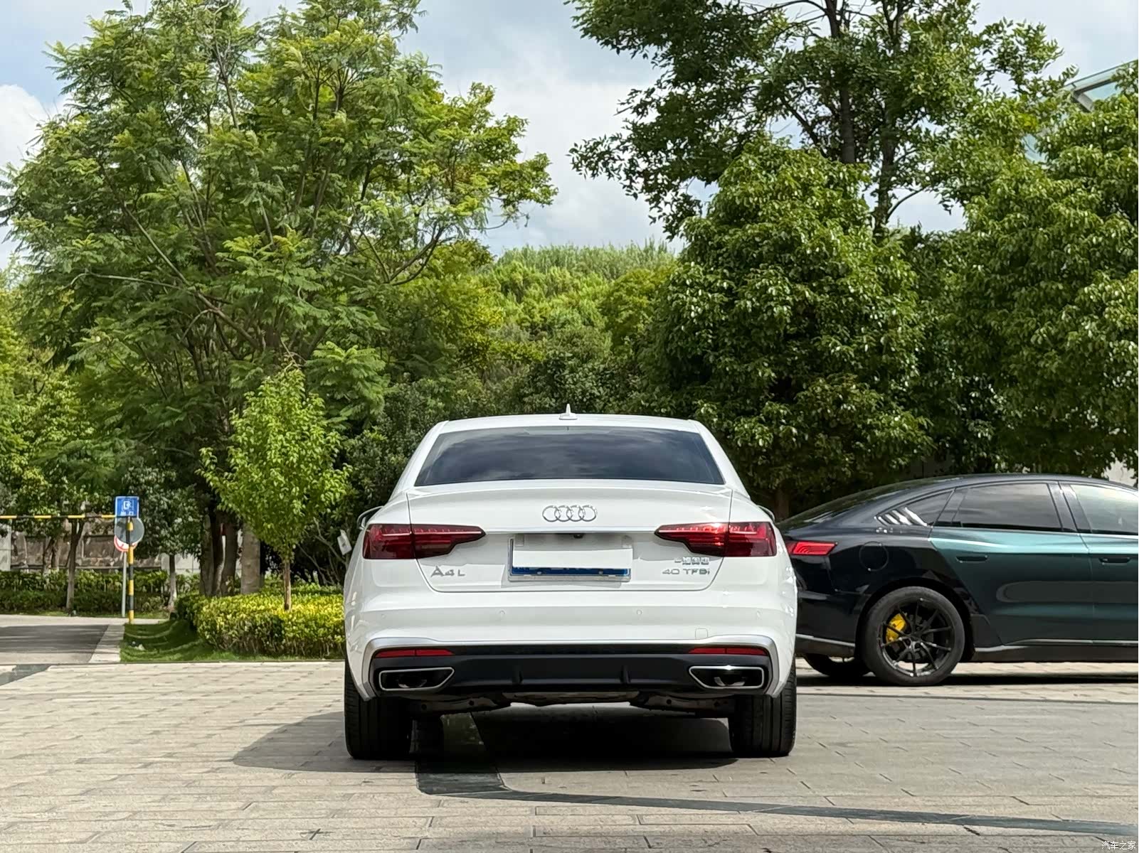Audi A4L, 2022 8