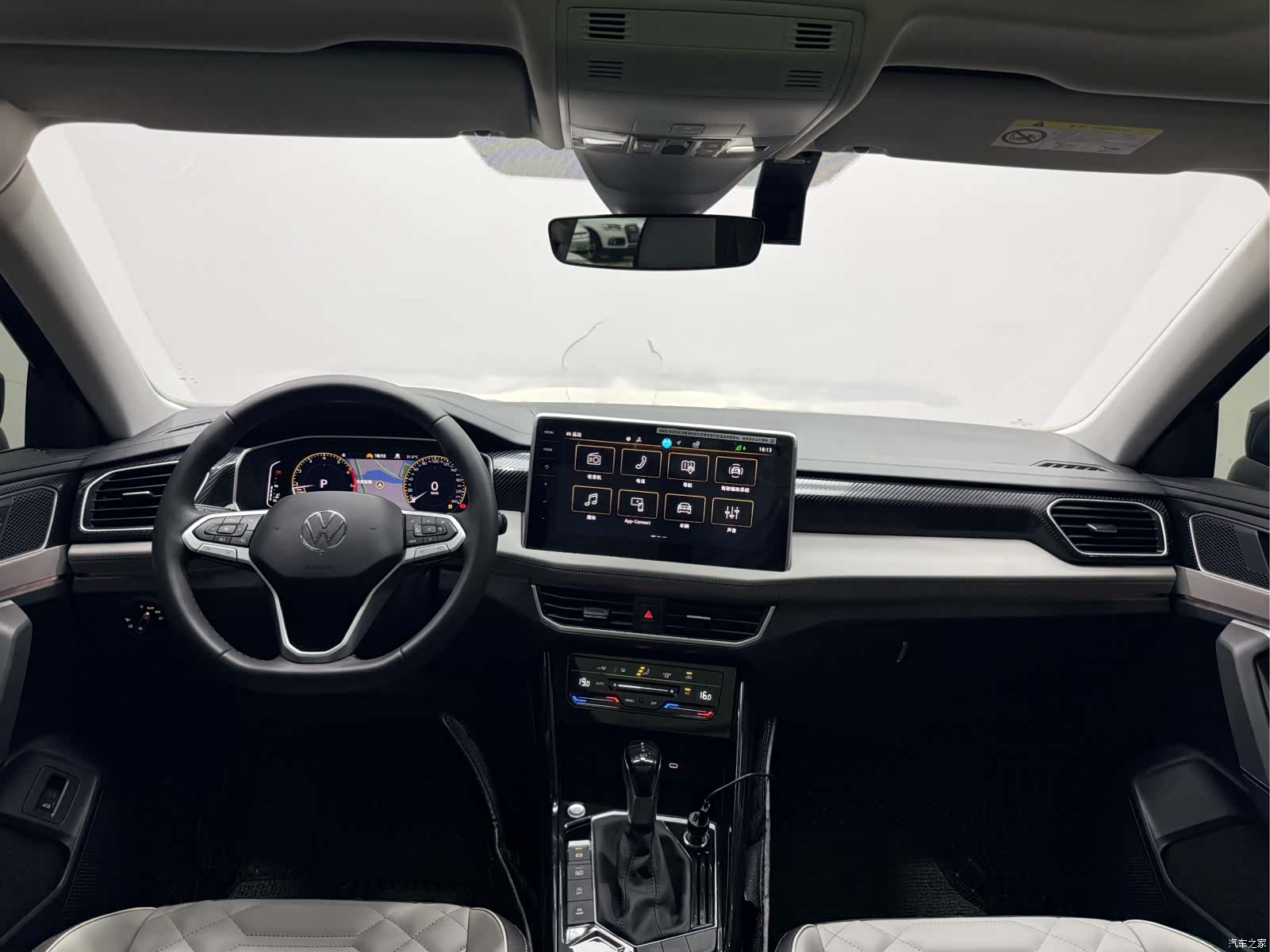 Volkswagen Tayron, 2024 все фото