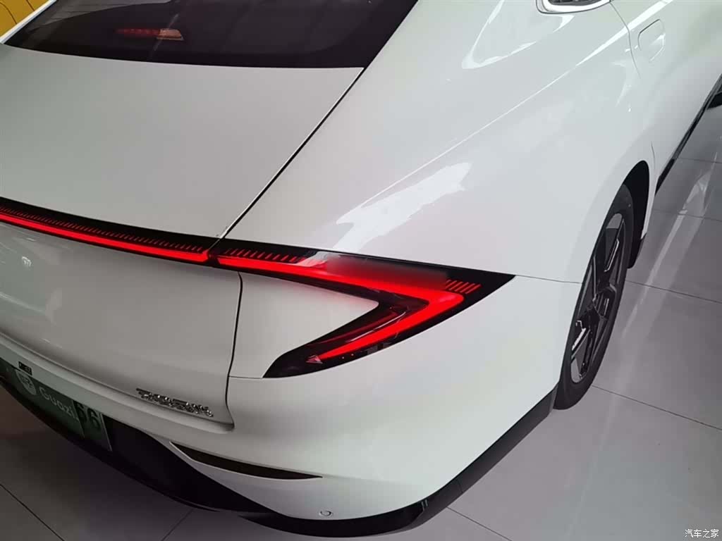 Wuling Starlight, 2026 8