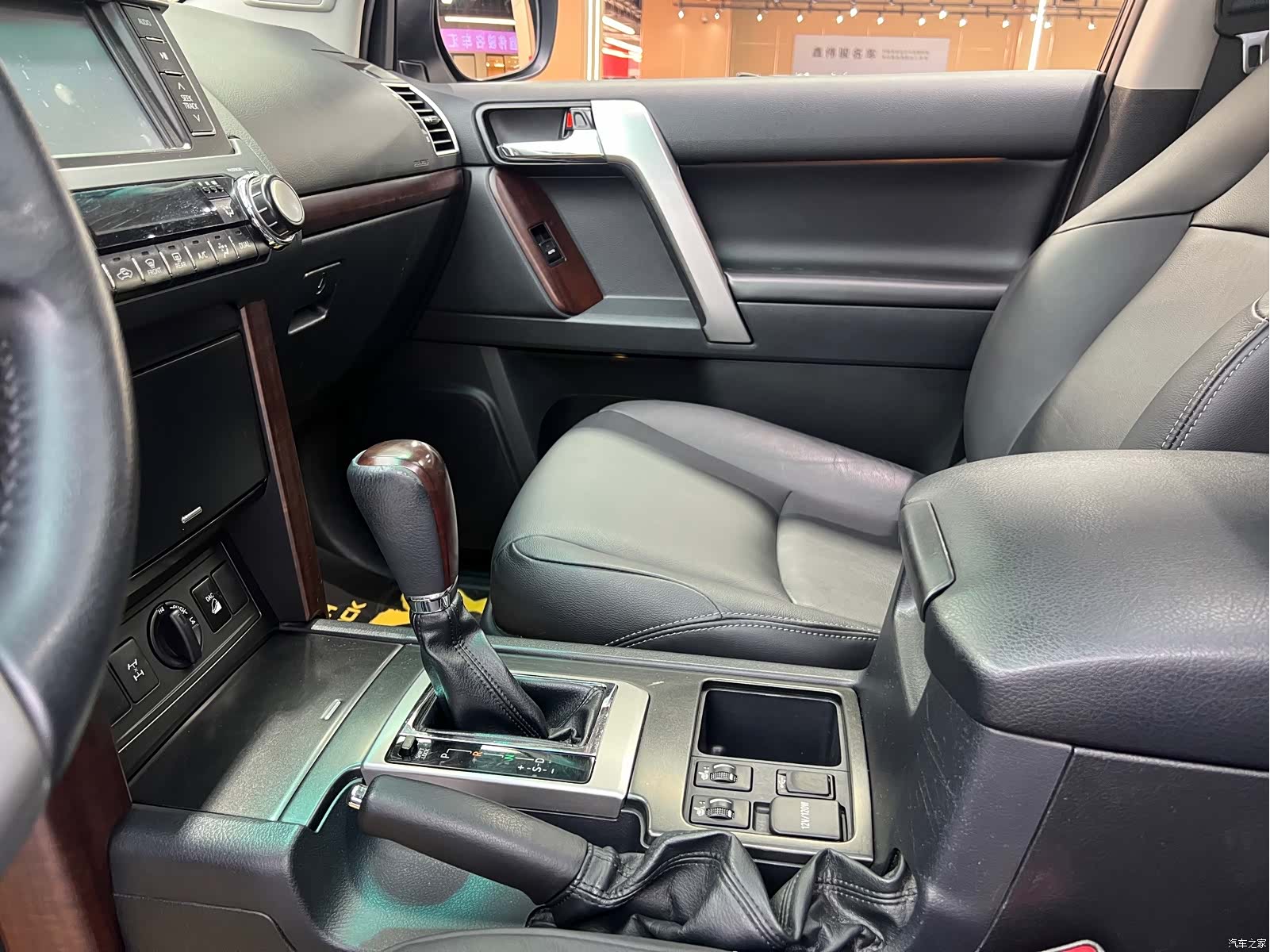 Toyota Prado, 2016 6
