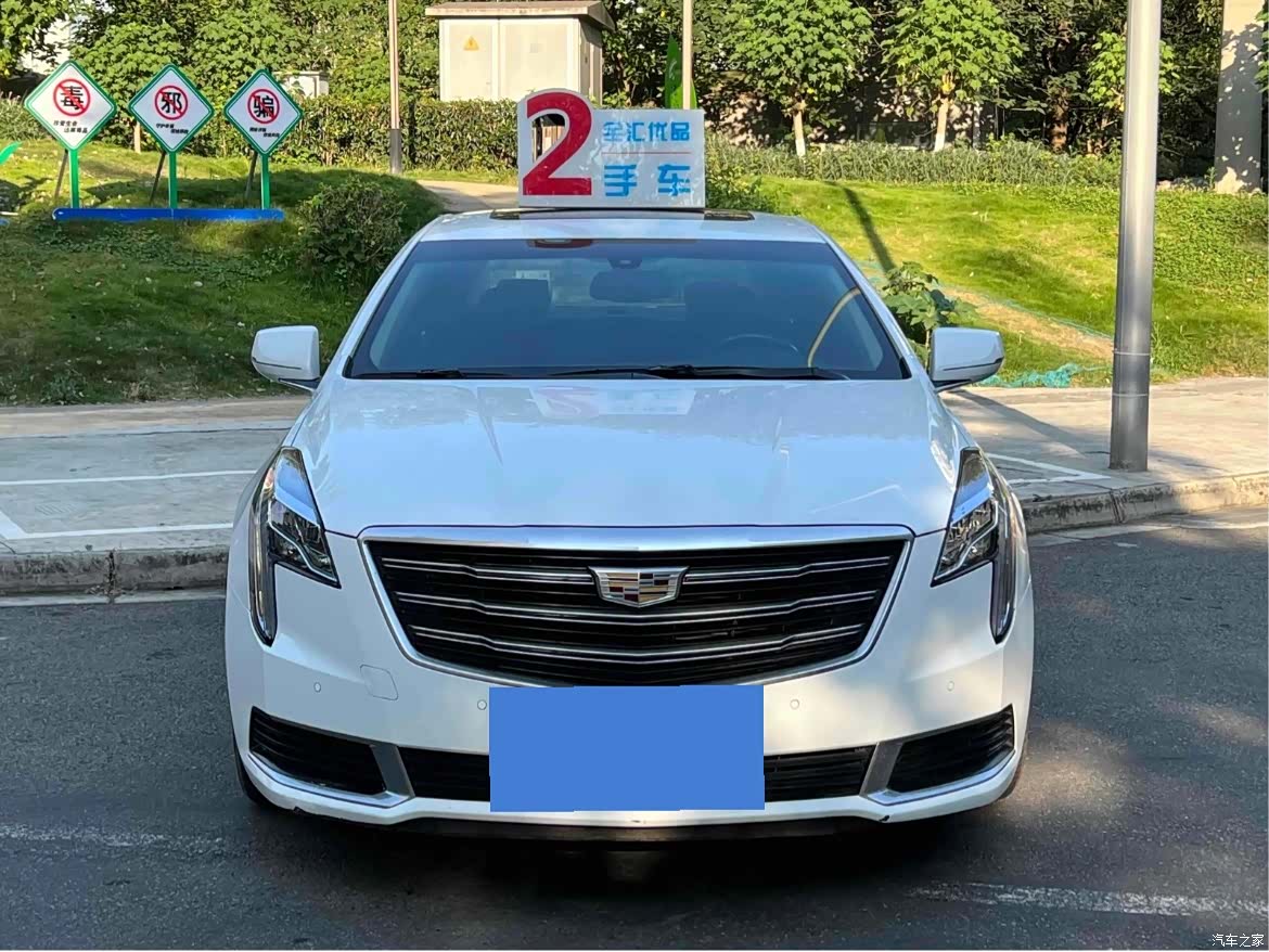 Cadillac XTS, 2018 2