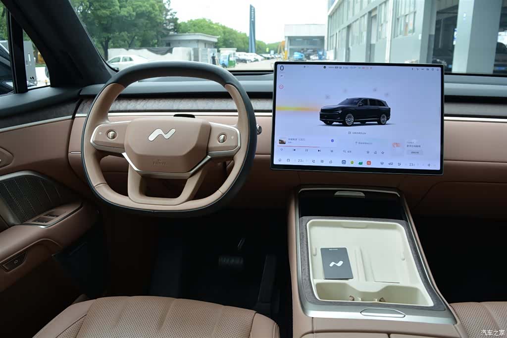 NIO L90, 2025 13