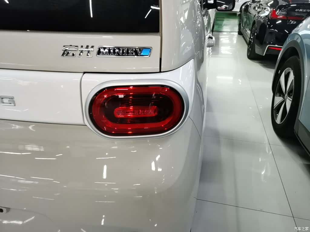 Wuling MINIEV, 2026 8