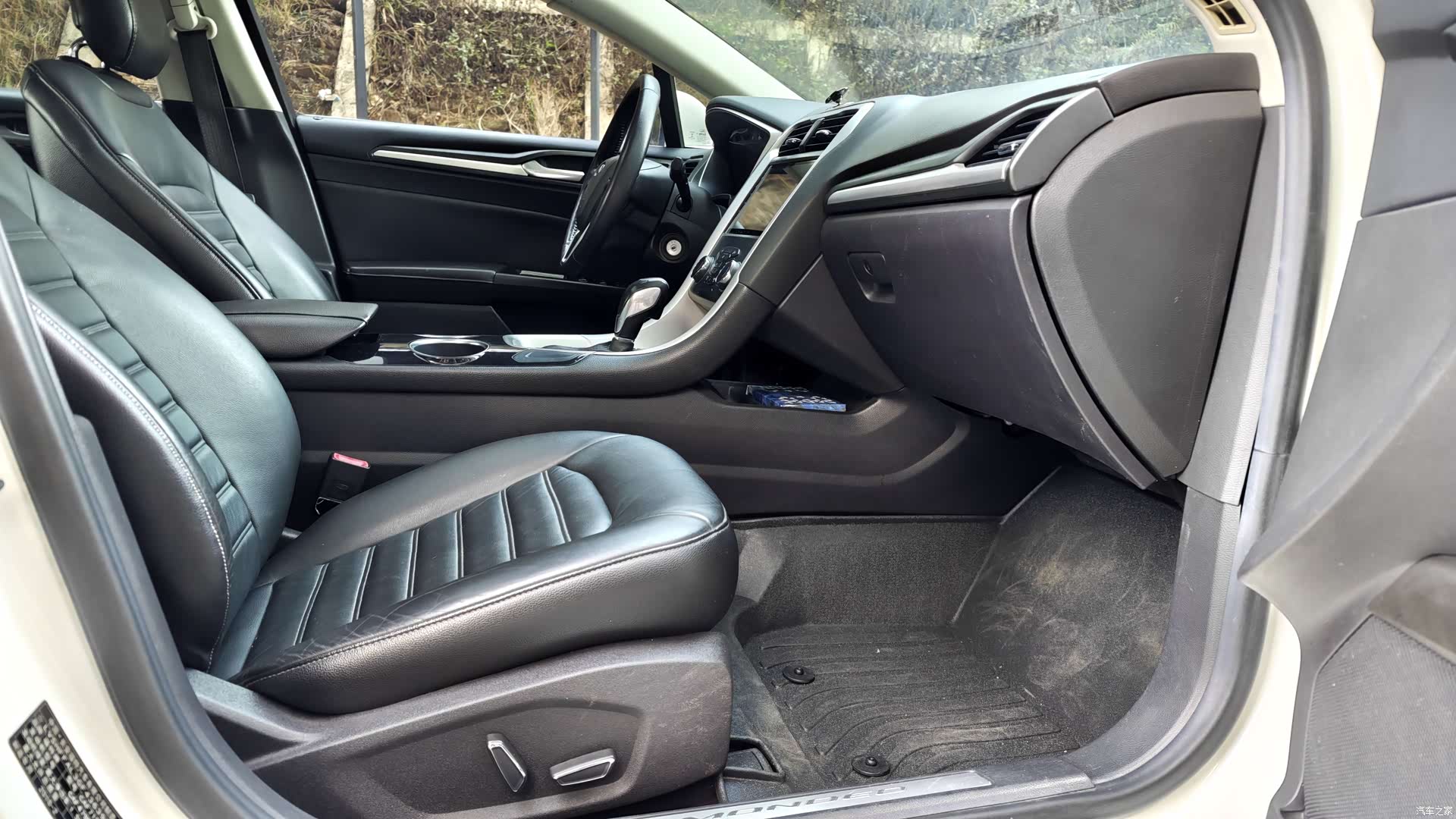 Ford Mondeo, 2016 14