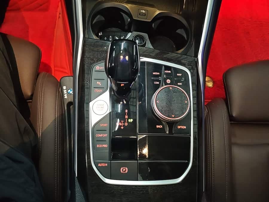 BMW 3 Series 2019, фото 10