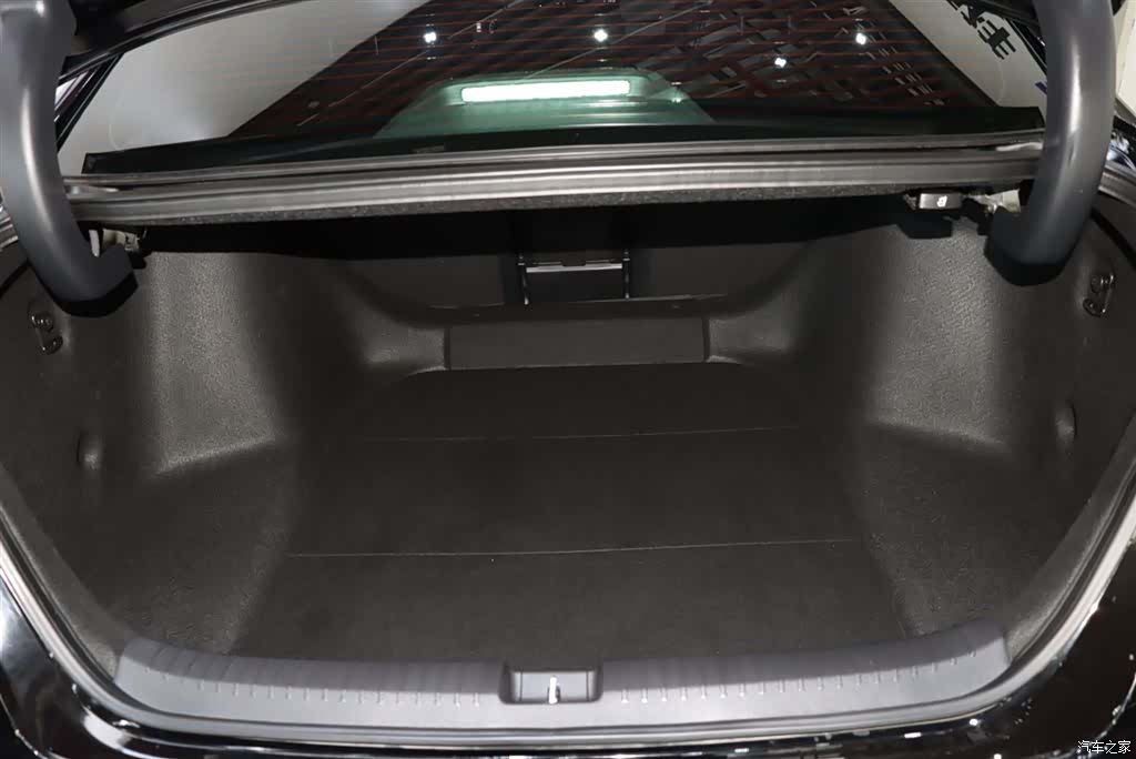 Honda Inspire, 2024 17