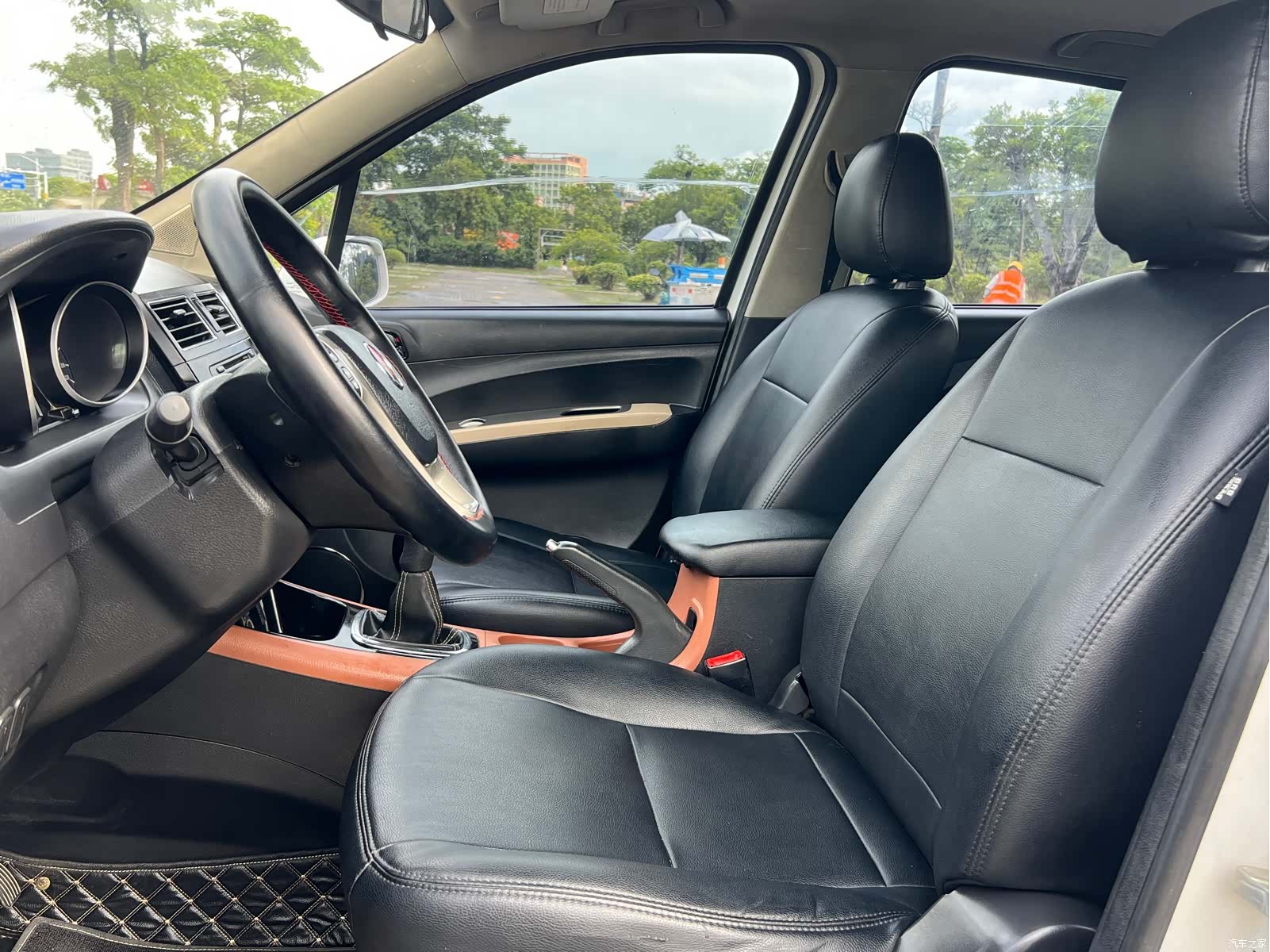 DongFeng X5, 2015 10