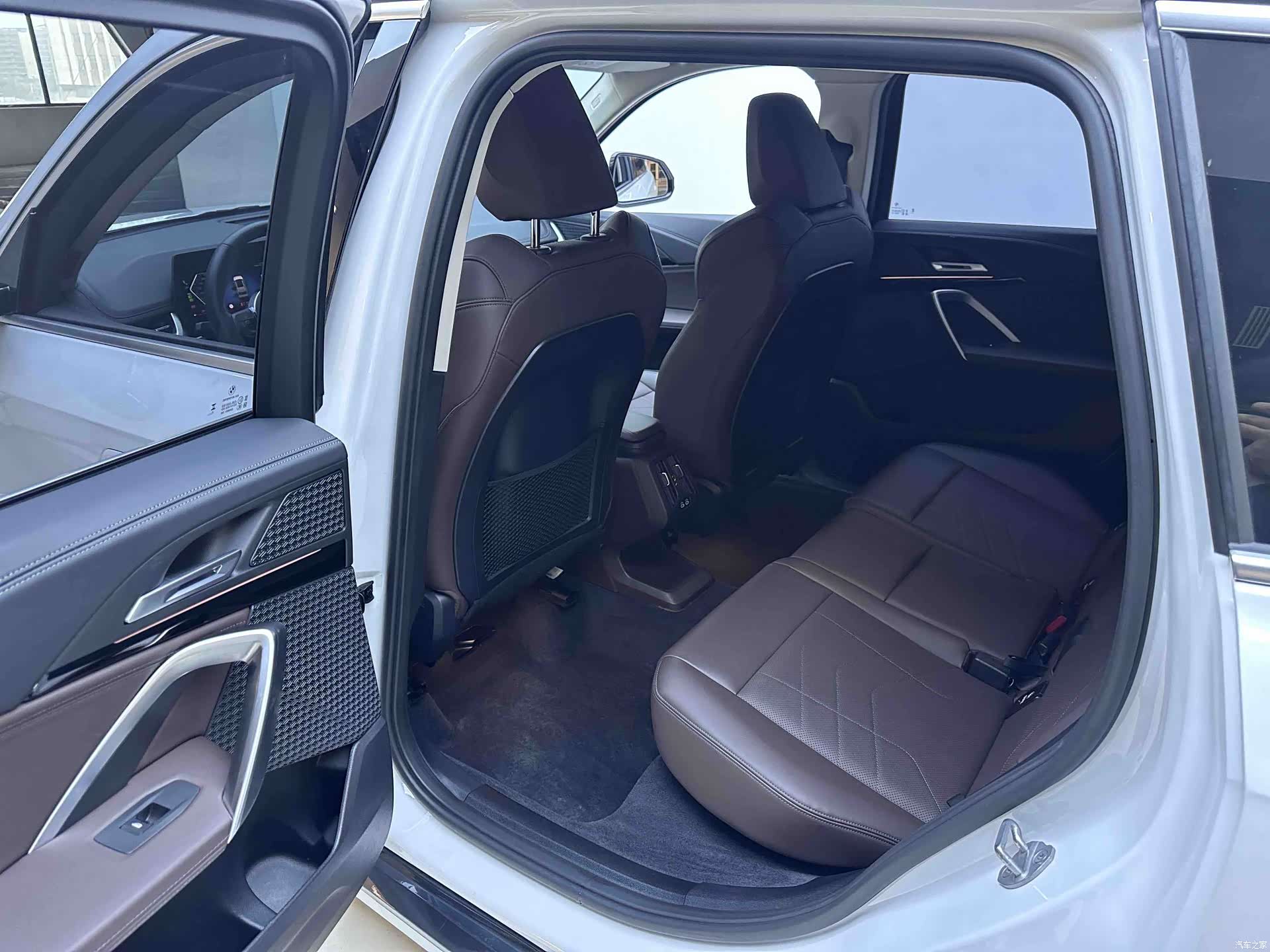 BMW X1, 2023 10