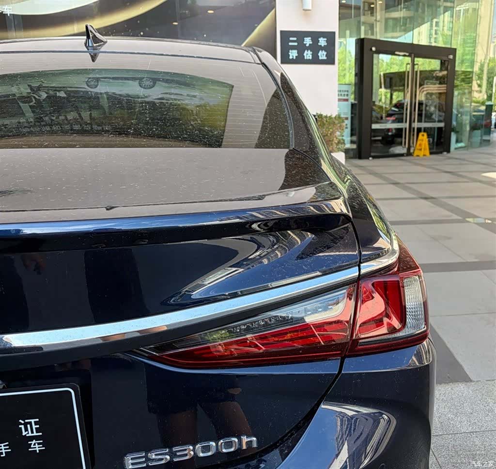Lexus ES, 2024 12