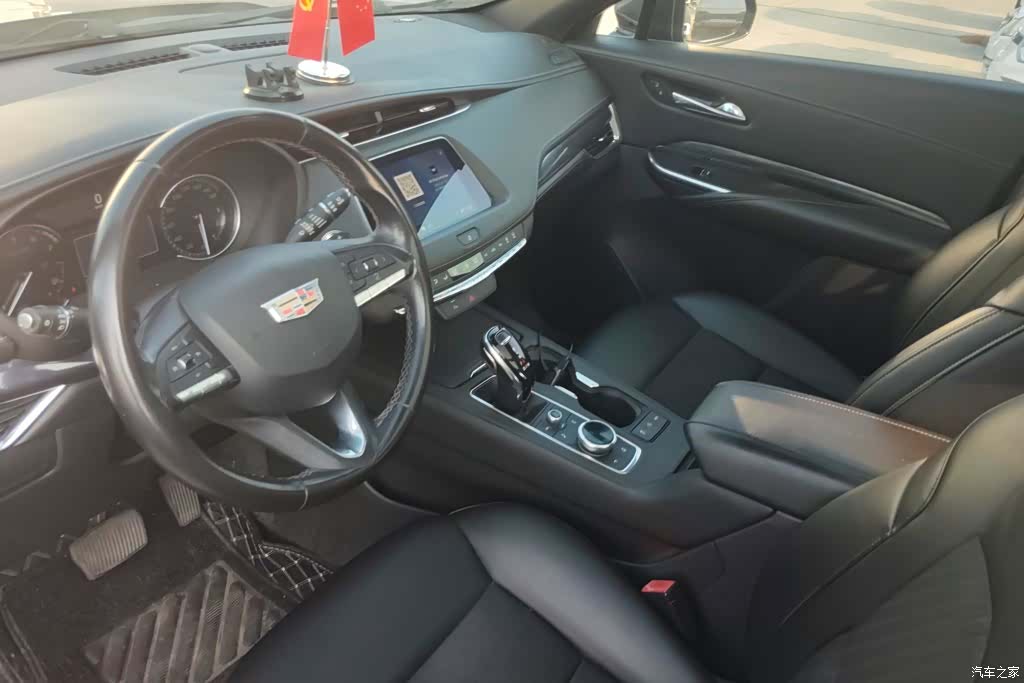 Cadillac XT4, 2021 12