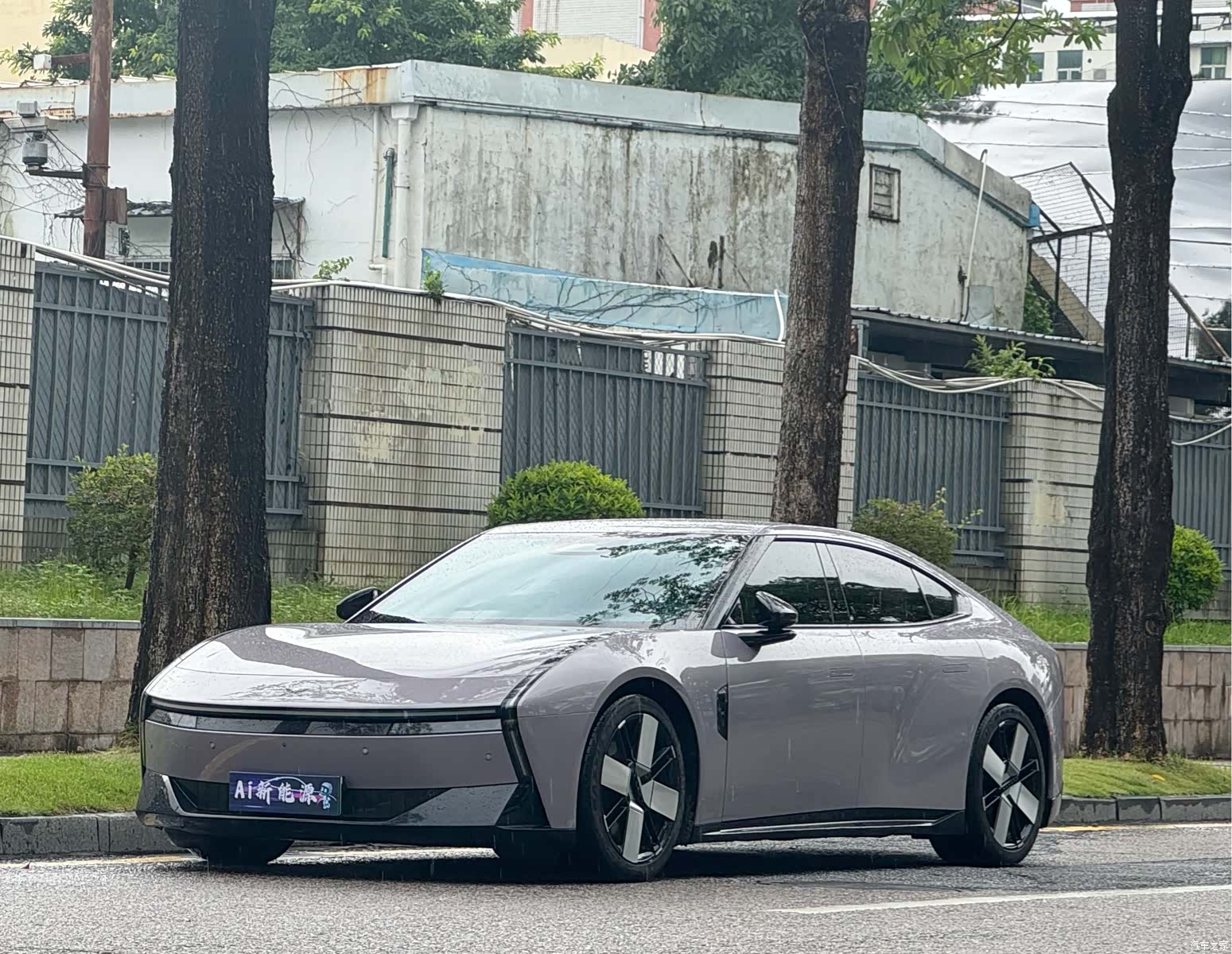 Xpeng P7
