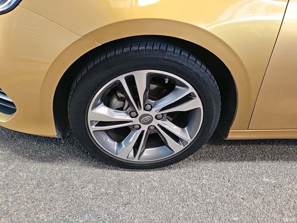 Geely Binray, 2019 23