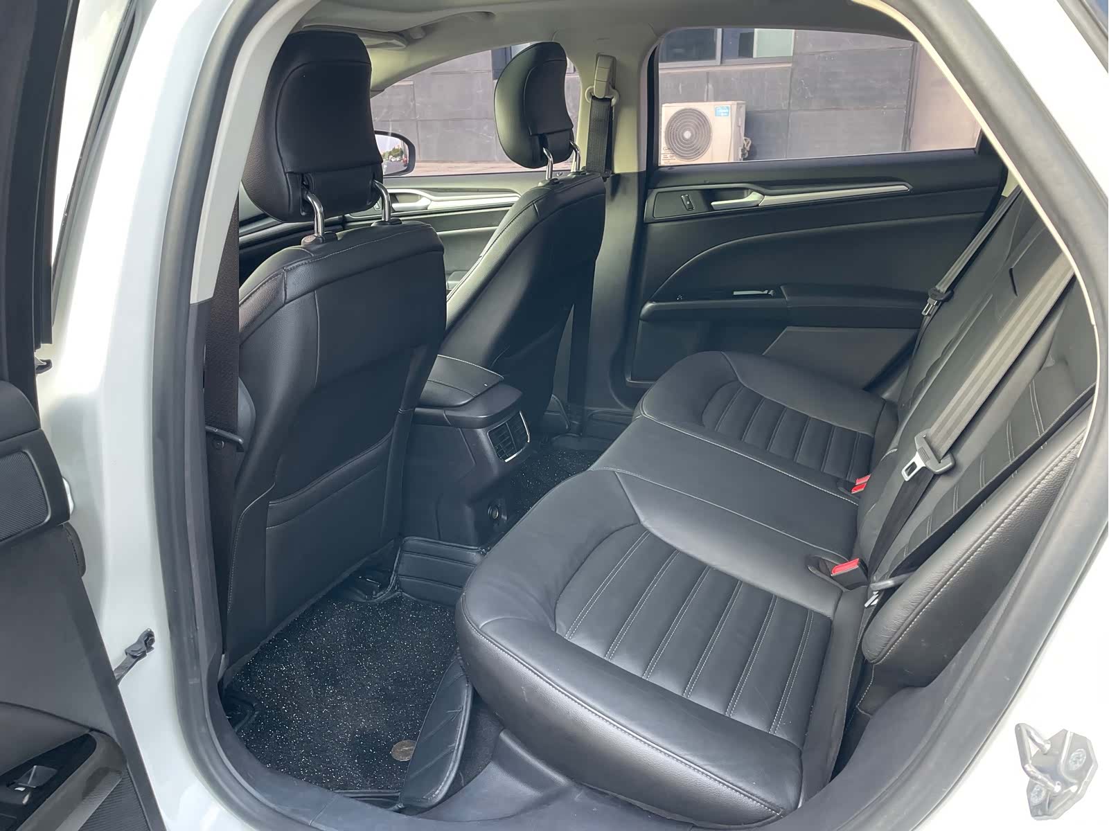 Ford Mondeo, 2016 7