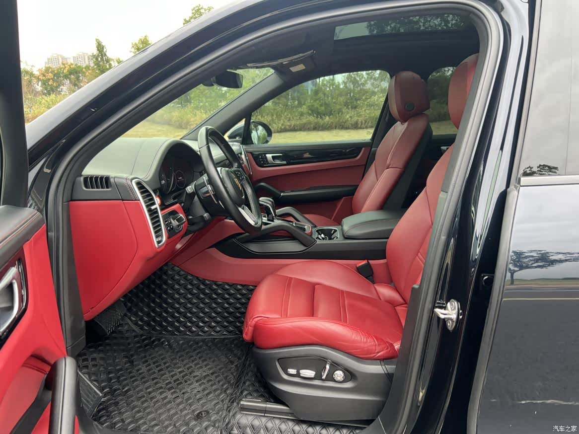 Porsche Cayenne, 2023 7