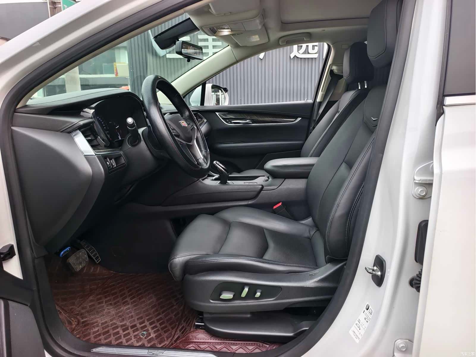 Cadillac XT5, 2017 12