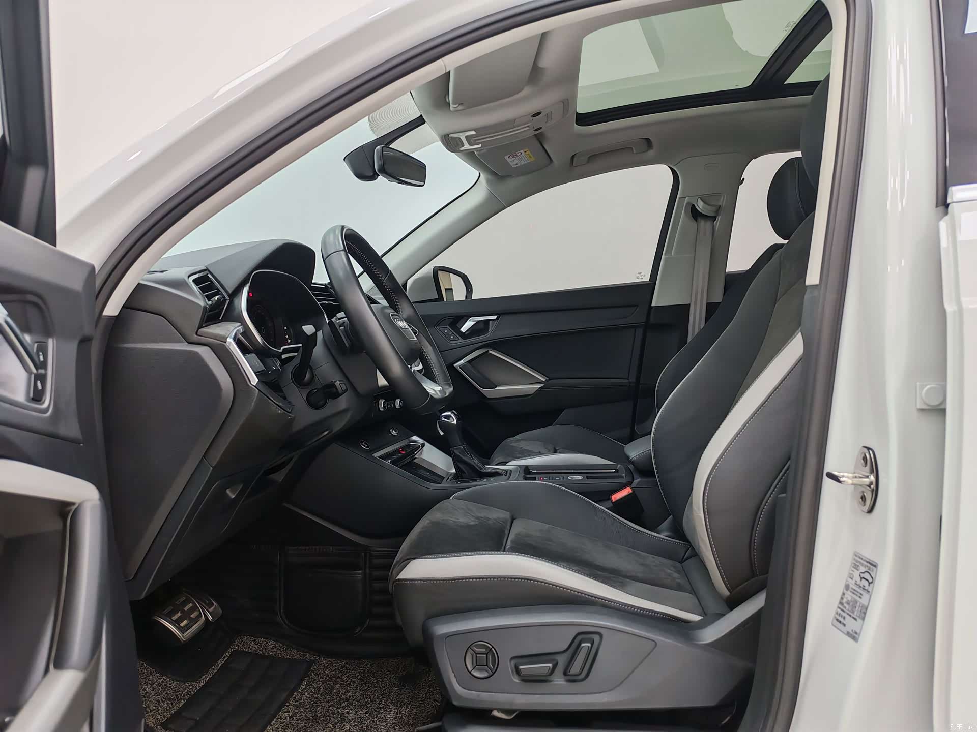 Audi Q3, 2022 7