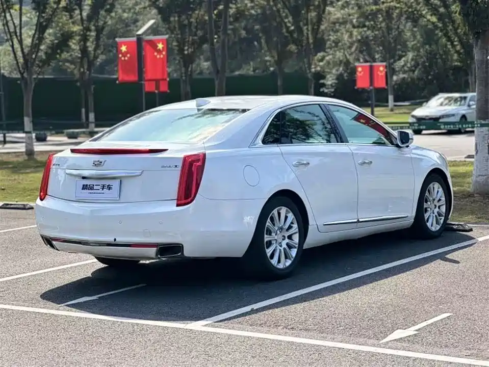 Cadillac XTS