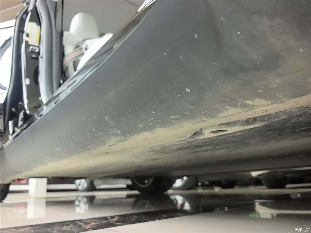 Tesla Model Y, 2023 21