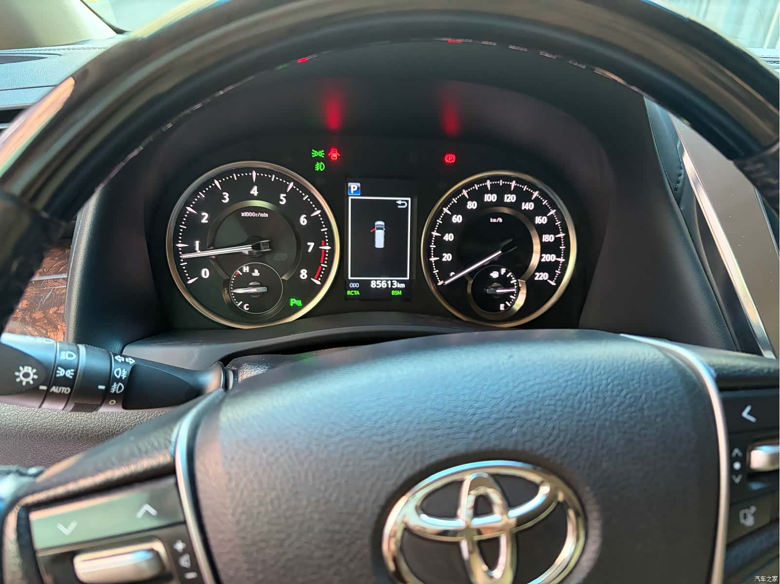 Toyota Alphard, 2018 10