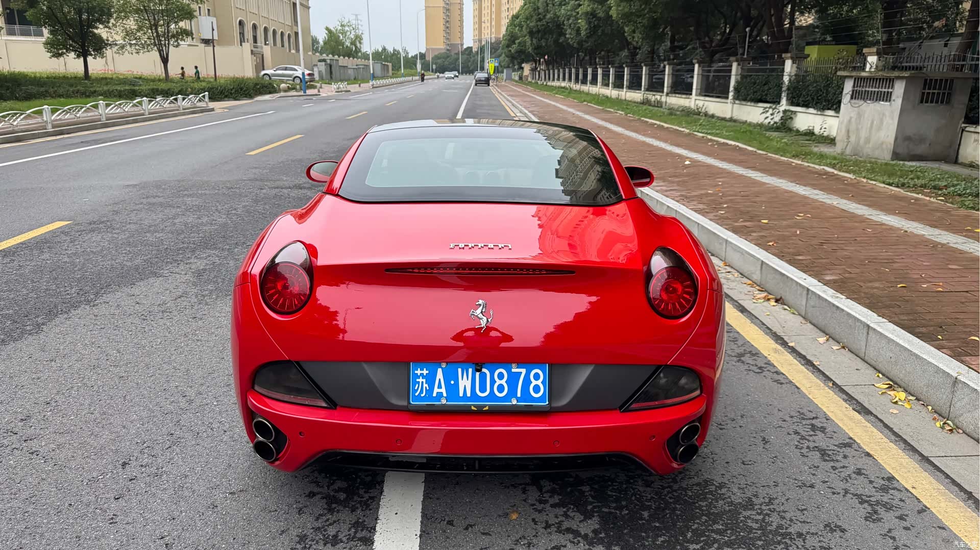 Ferrari California, 2011 6