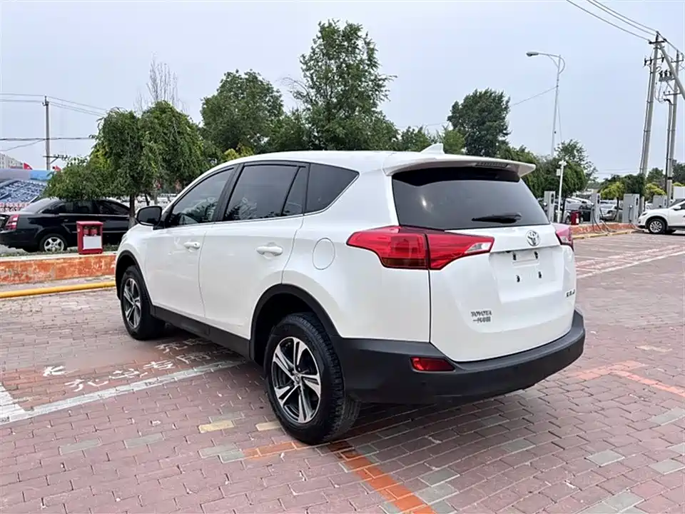 Toyota RAV4 Rongfang