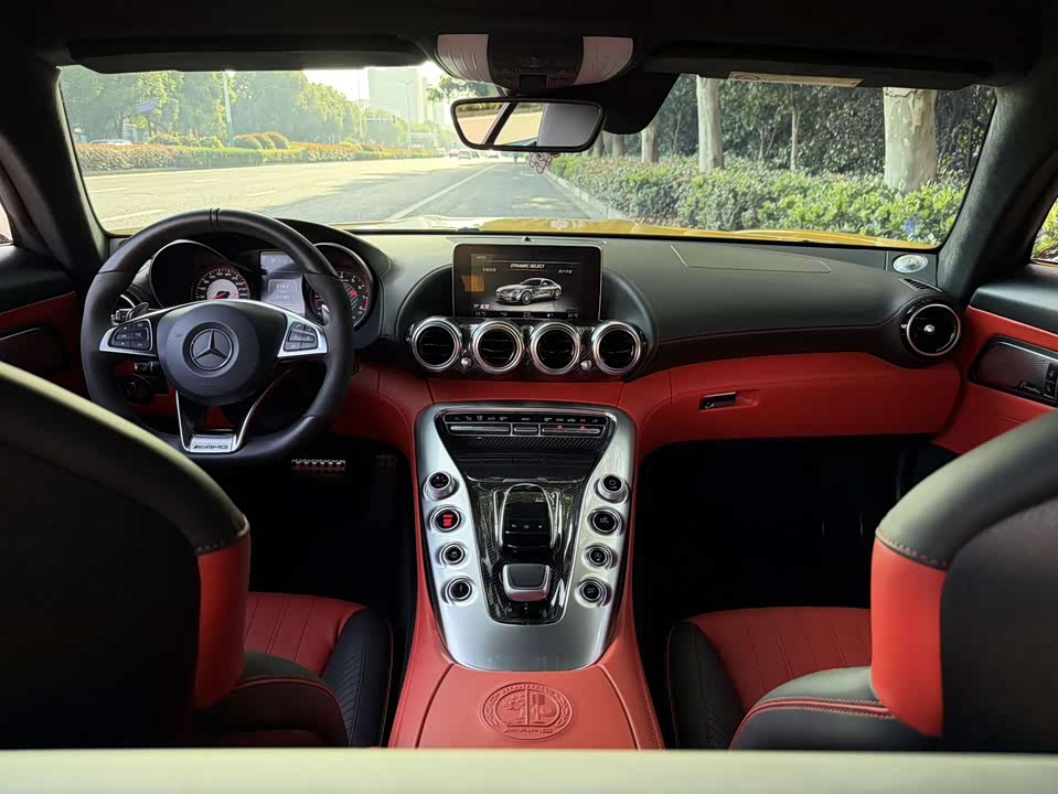 Mercedes-Benz AMG GT