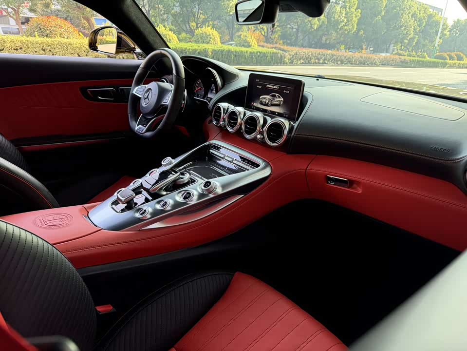 Mercedes-Benz AMG GT