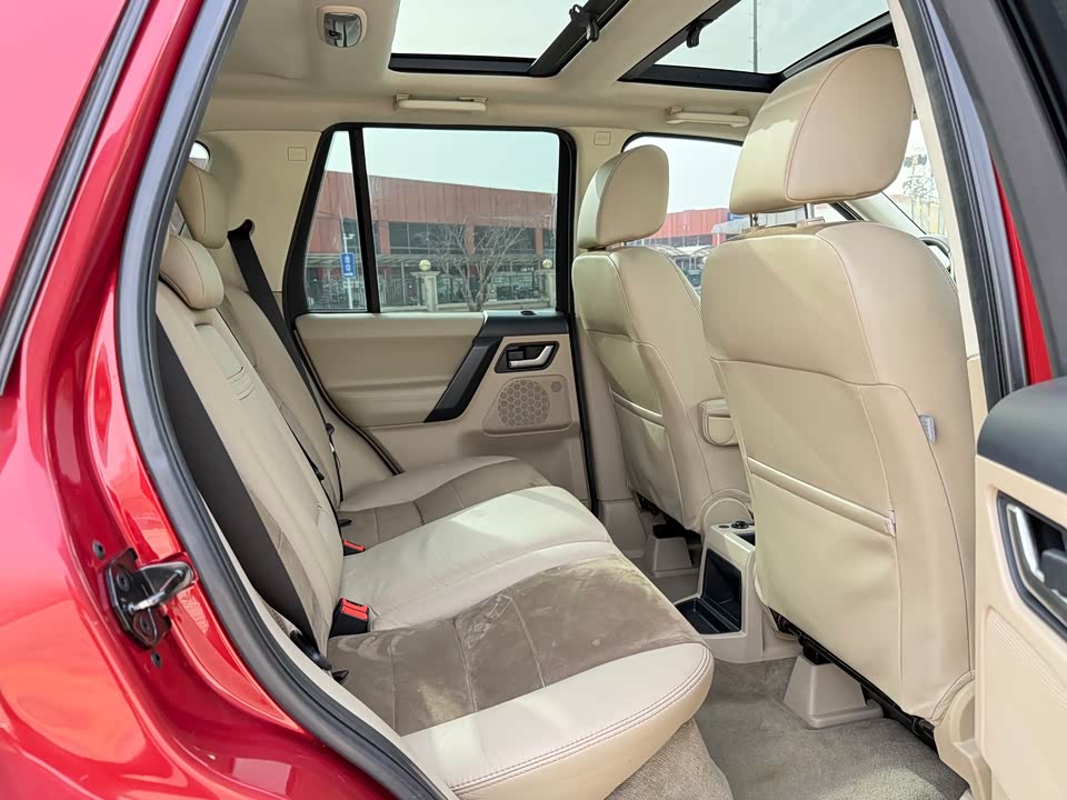 Land Rover Freelander 2