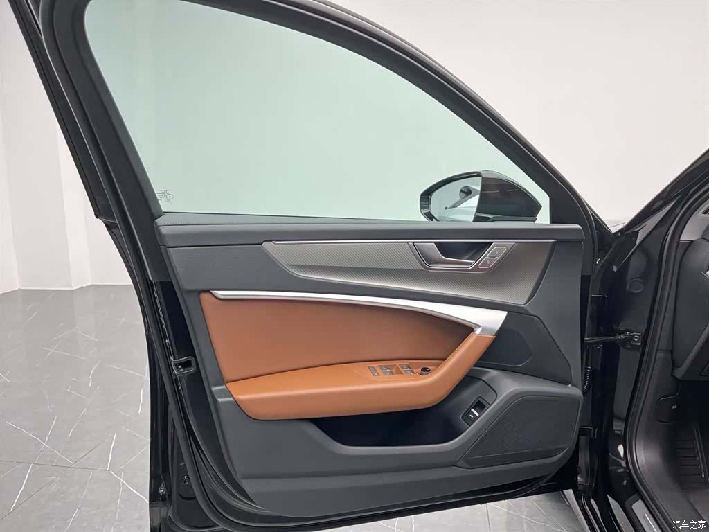 Audi A6L, 2025 12