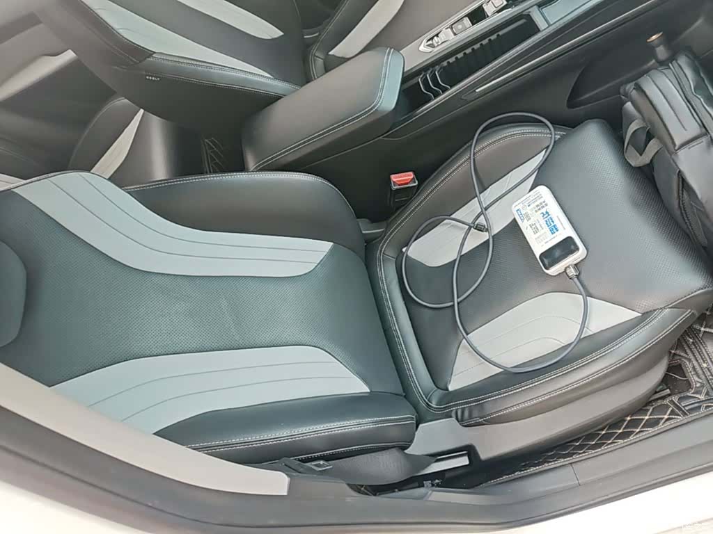 Geely Binray, 2023 25