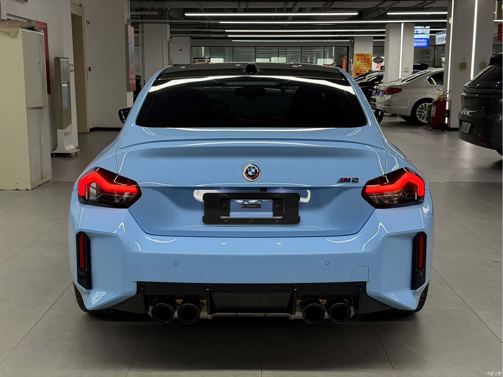 BMW M2, 2025 все фото