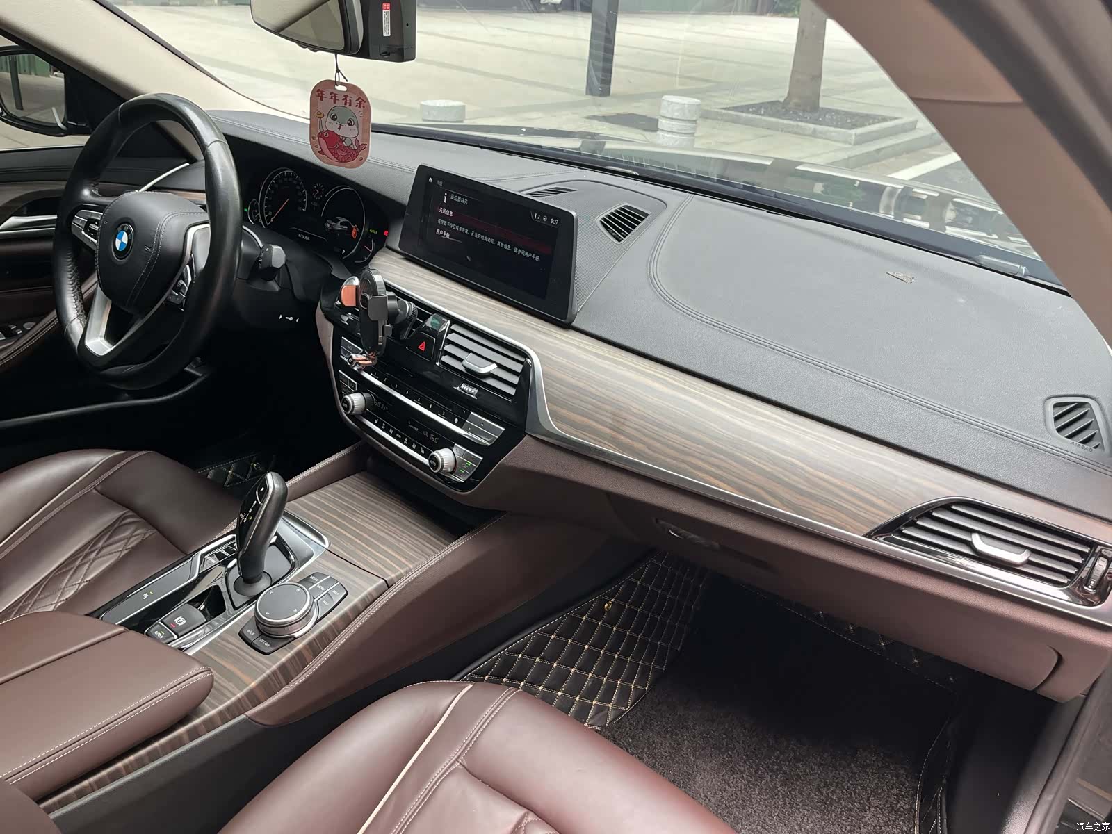 BMW 5 Series, 2018 23