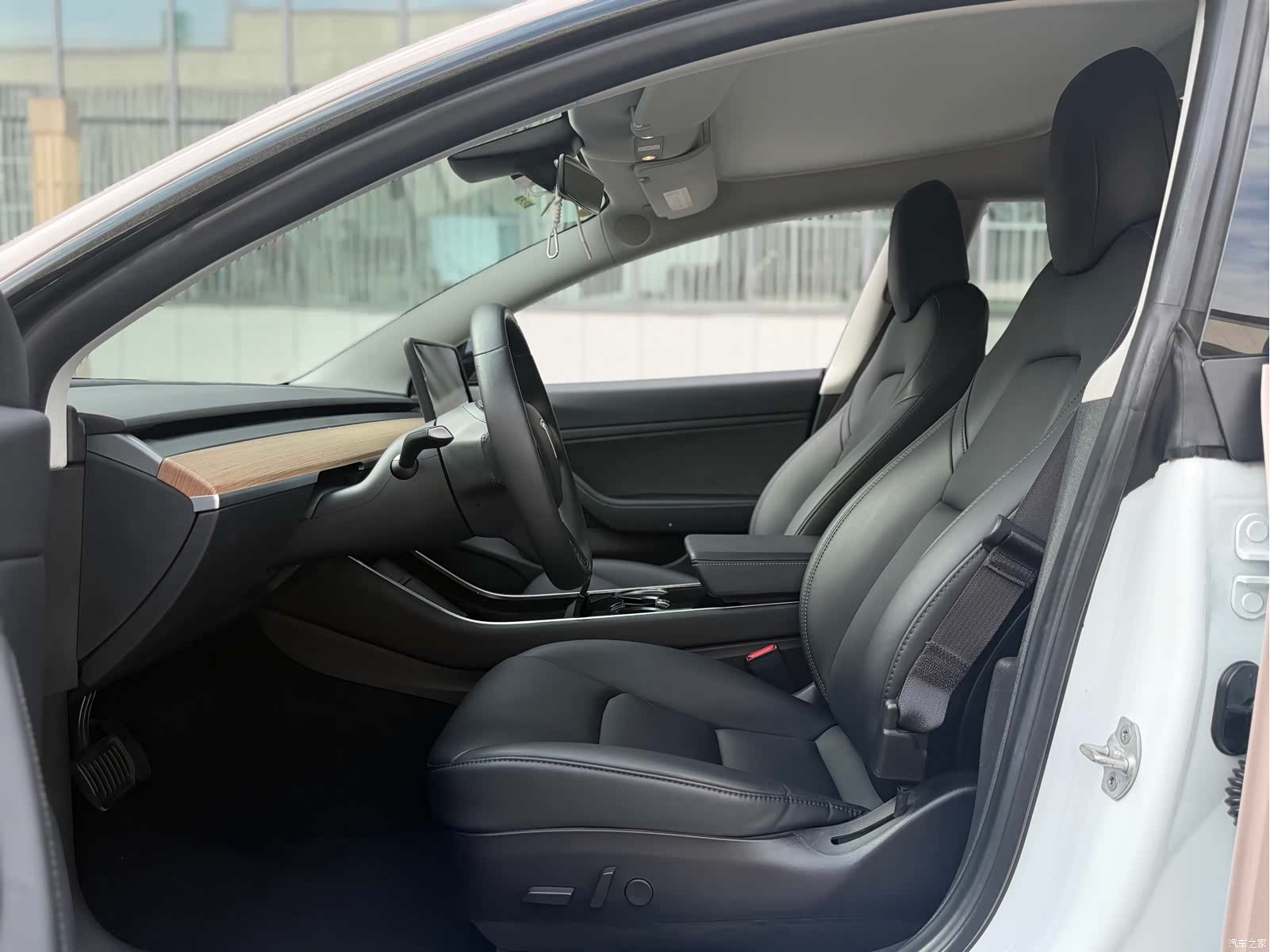 Tesla Model 3, 2019 4