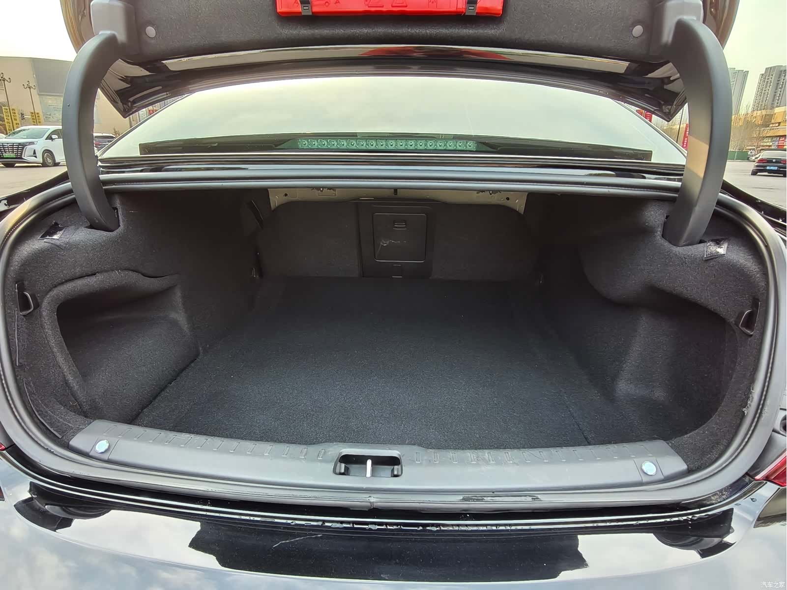 Volvo S90, 2019 11