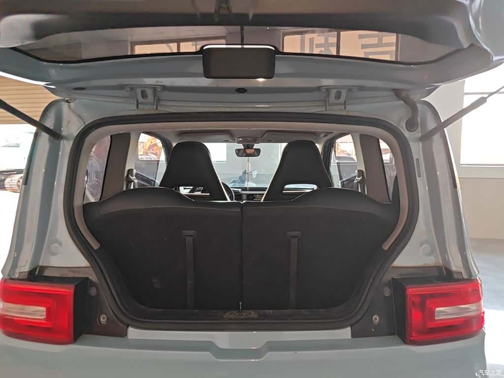 Wuling MINIEV, 2022 19