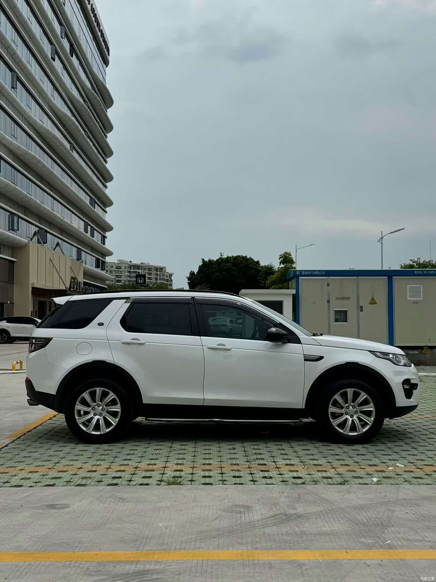 Land Rover Discovery, 2016 6