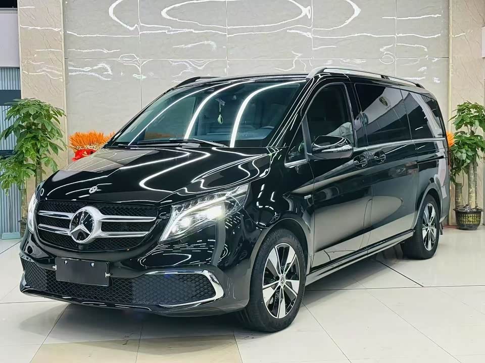 Mercedes-Benz V-class