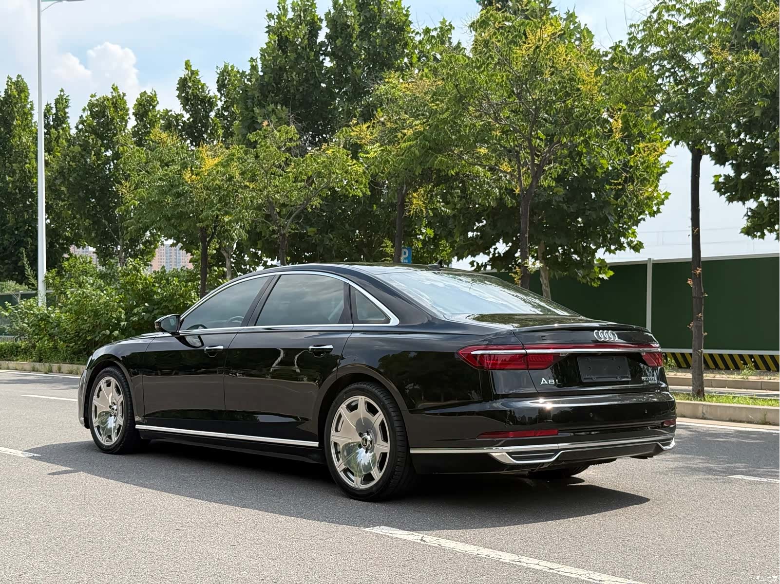 Audi A8L, 2021 все фото