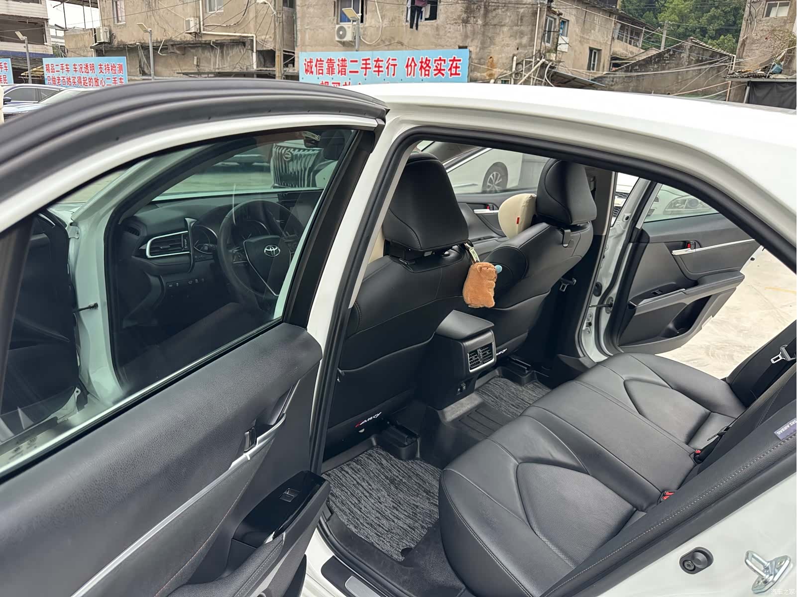 Toyota Camry, 2023 8