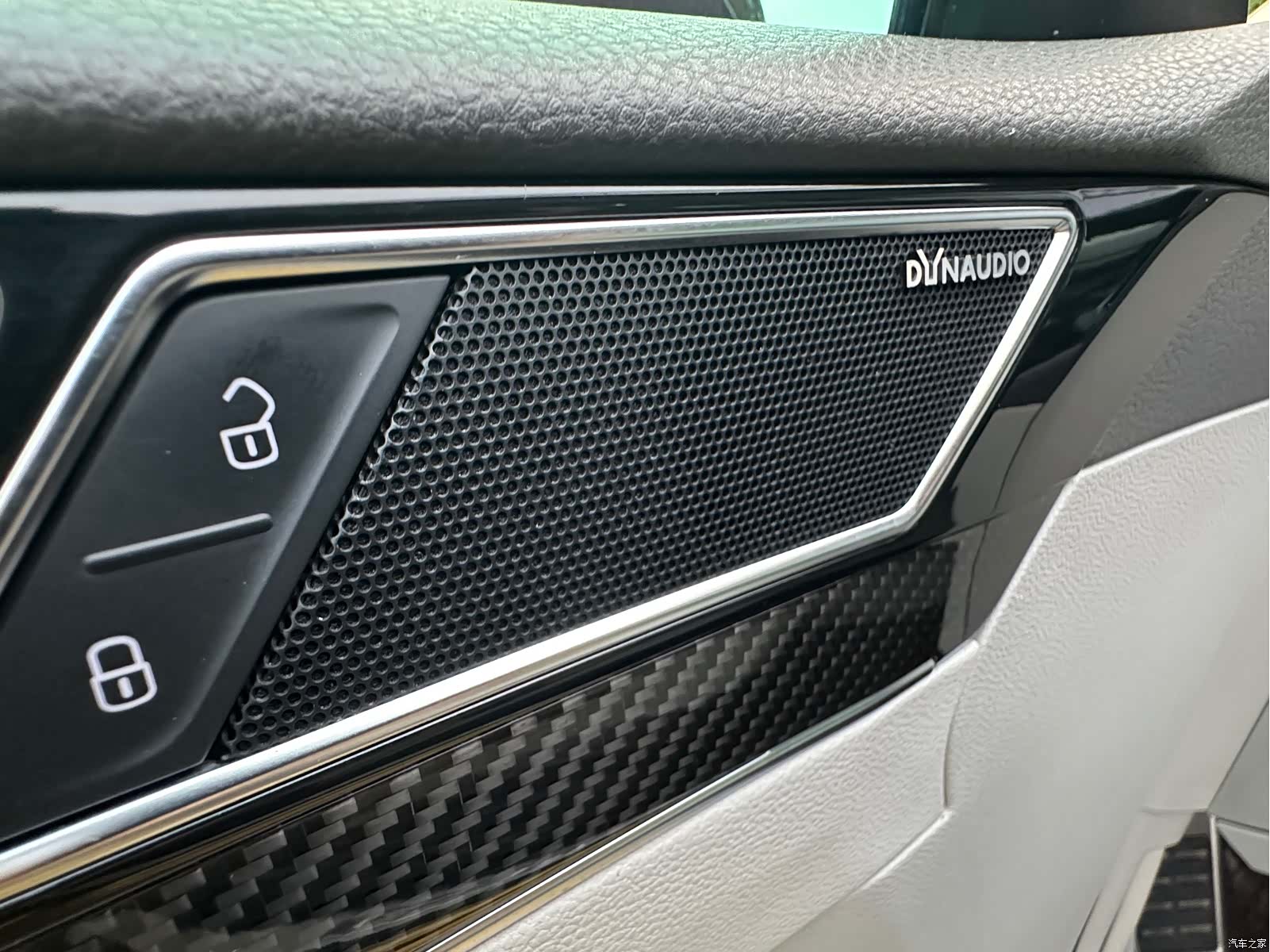 Volkswagen CC, 2019 10