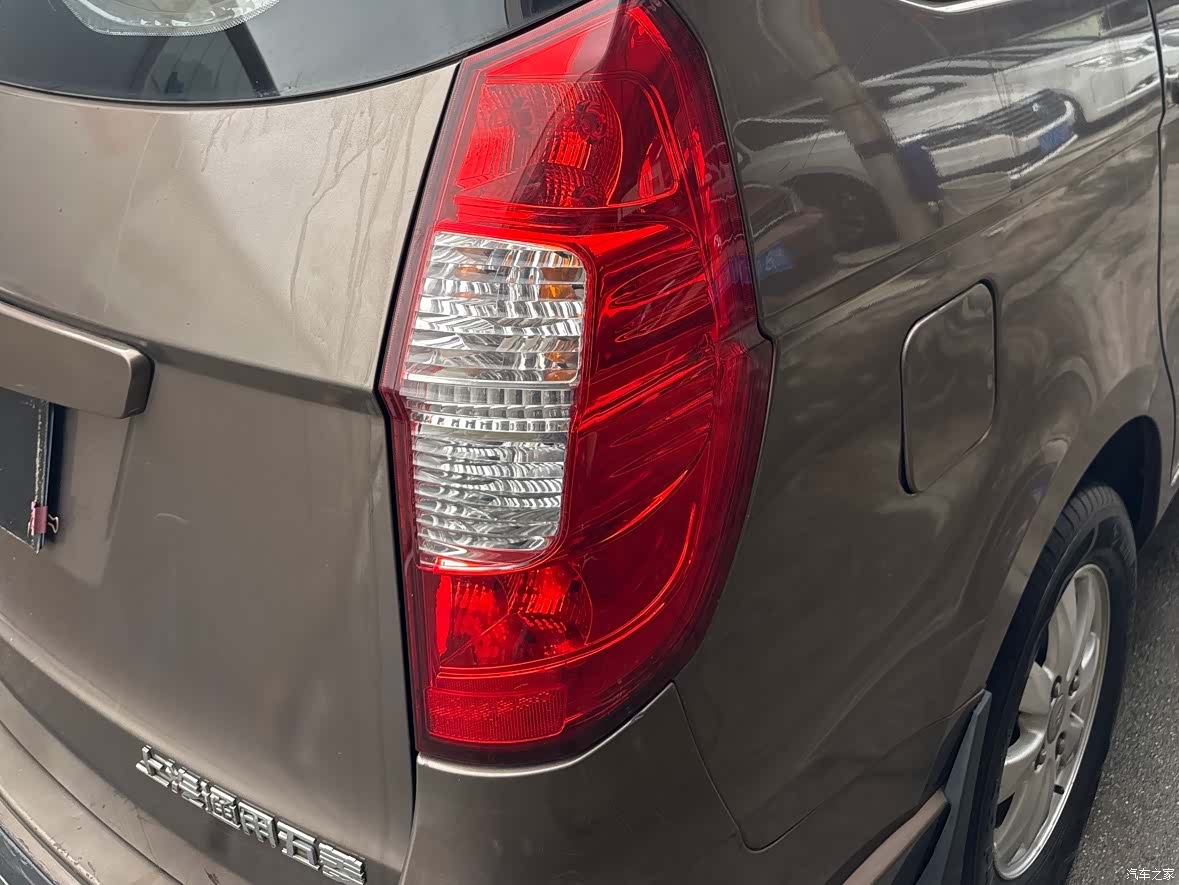 Wuling Hongguang, 2017 все фото