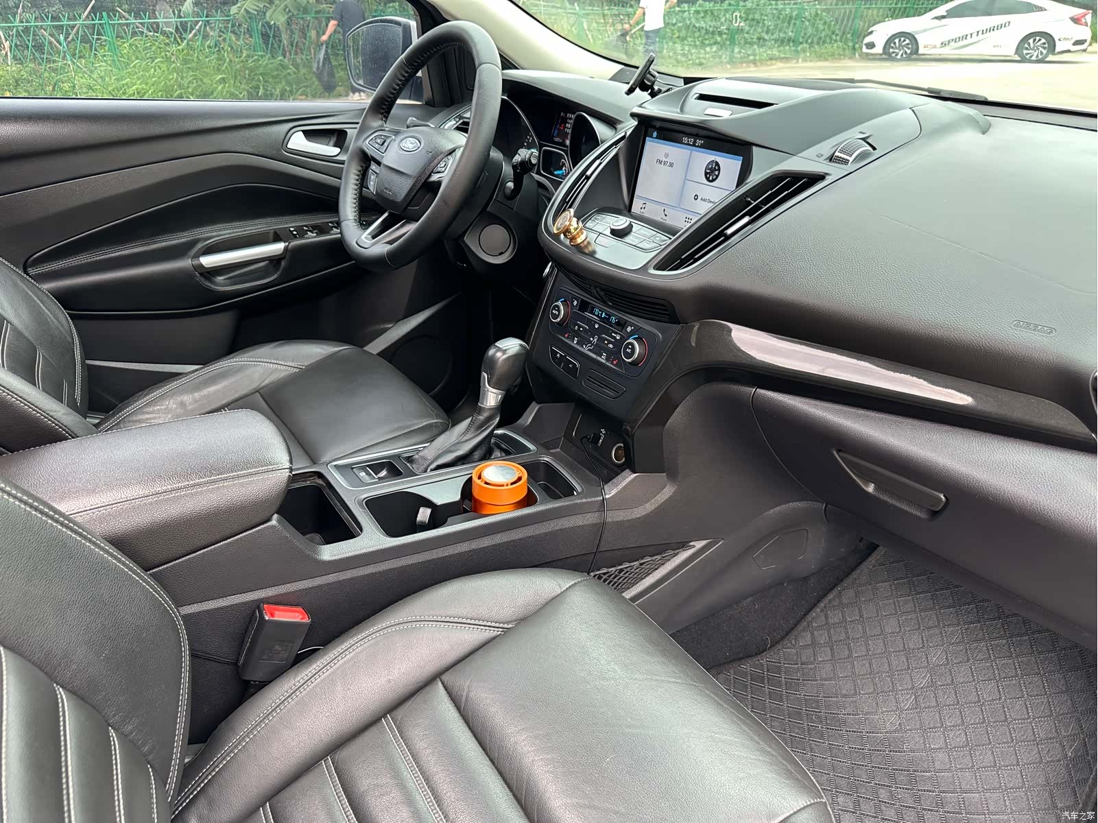 Ford Kuga, 2017 12
