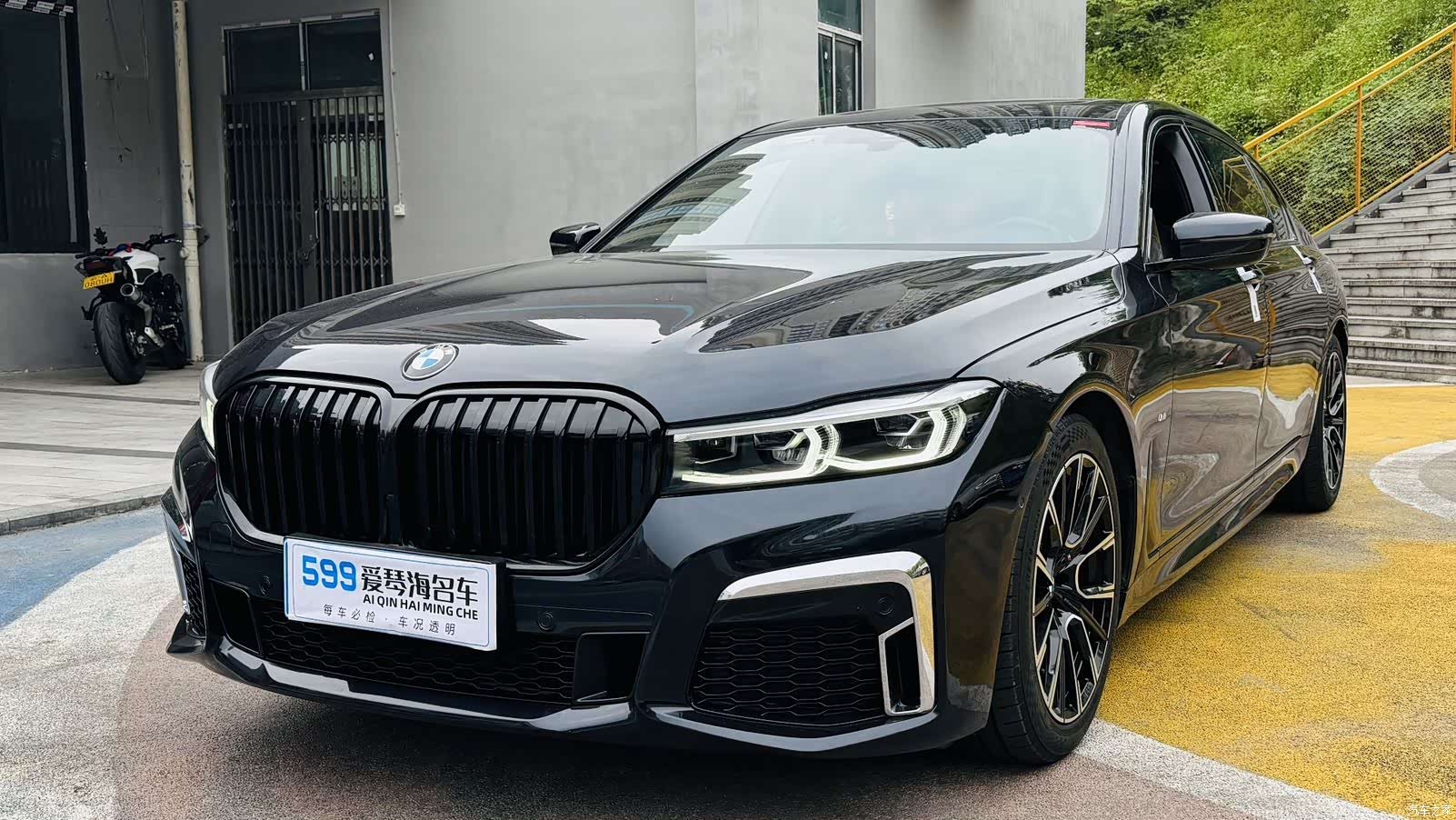 BMW 7 Series, 2021 1