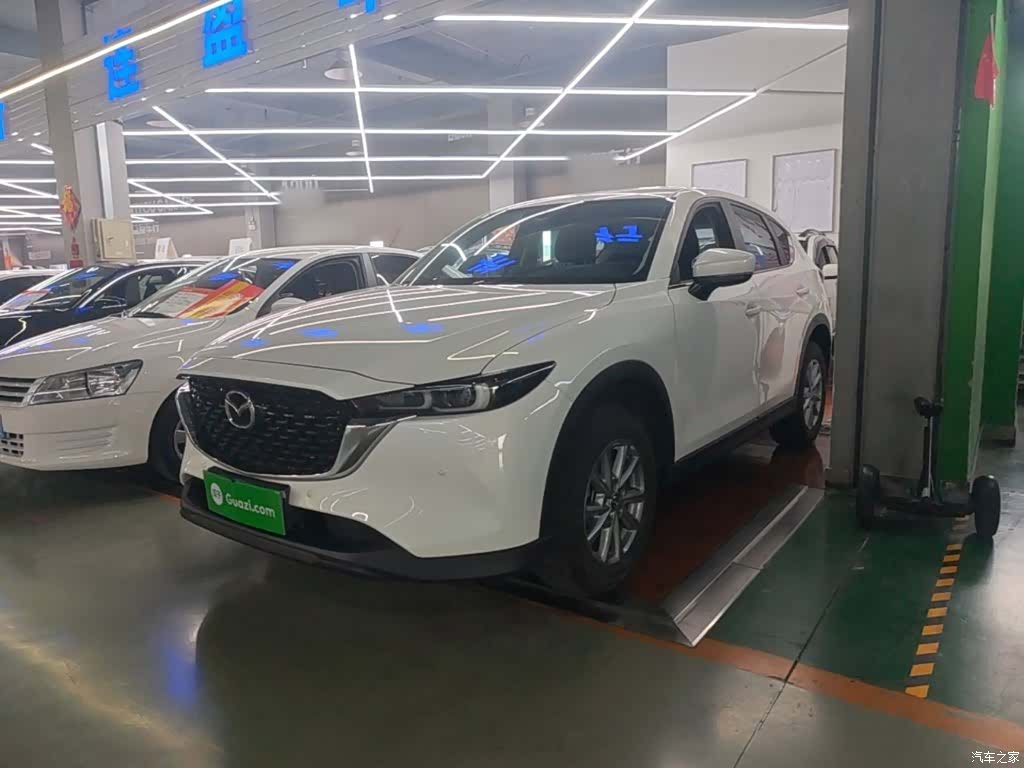 Mazda CX-5, 2024 1