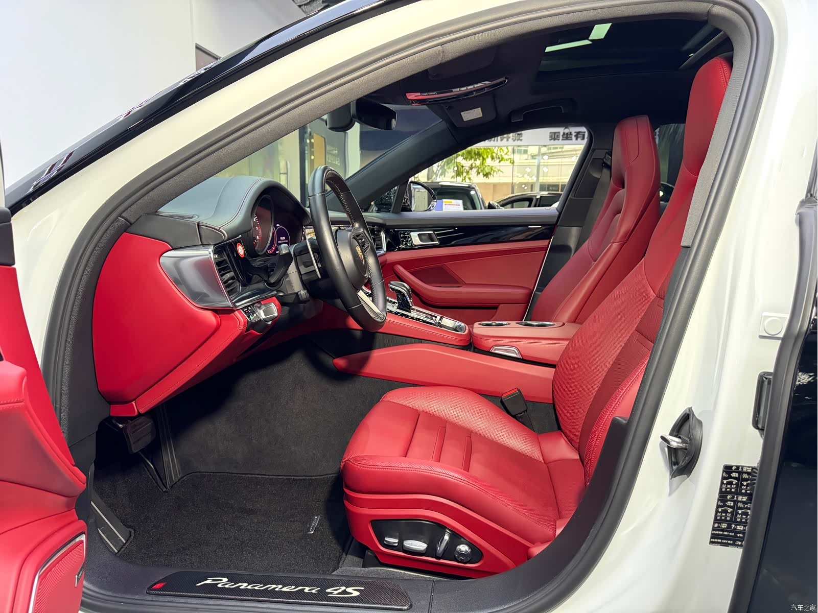 Porsche Panamera, 2021 все фото