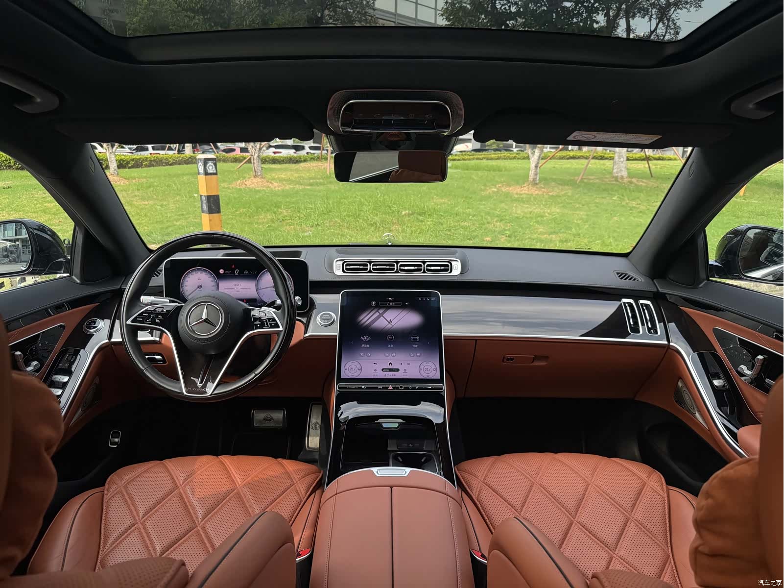 Maybach S-Class, 2023 23
