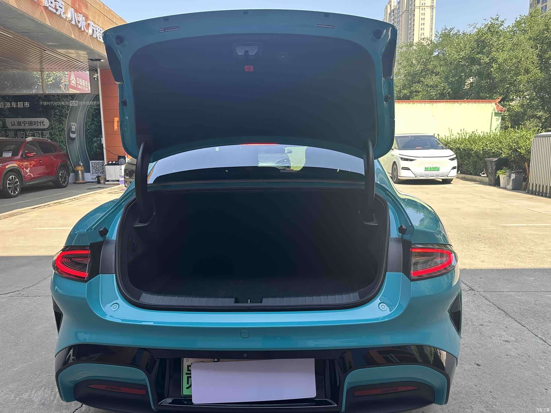 Xiaomi SU7, 2025 16