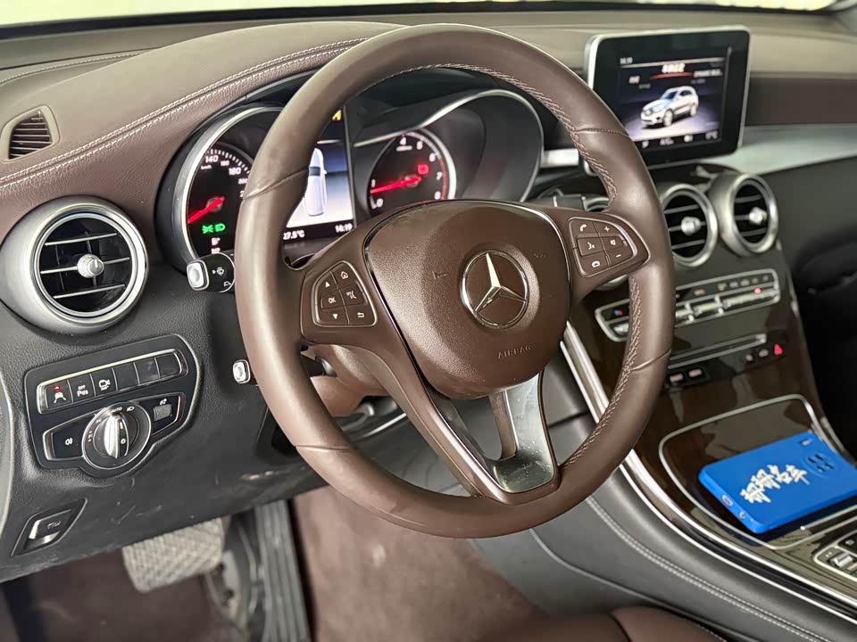 Mercedes-Benz GLC Mercedes-Benz GLC