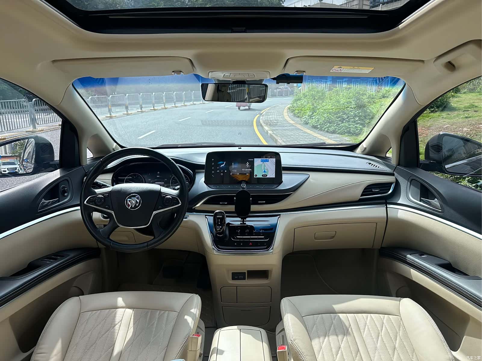 Buick GL8, 2023 12