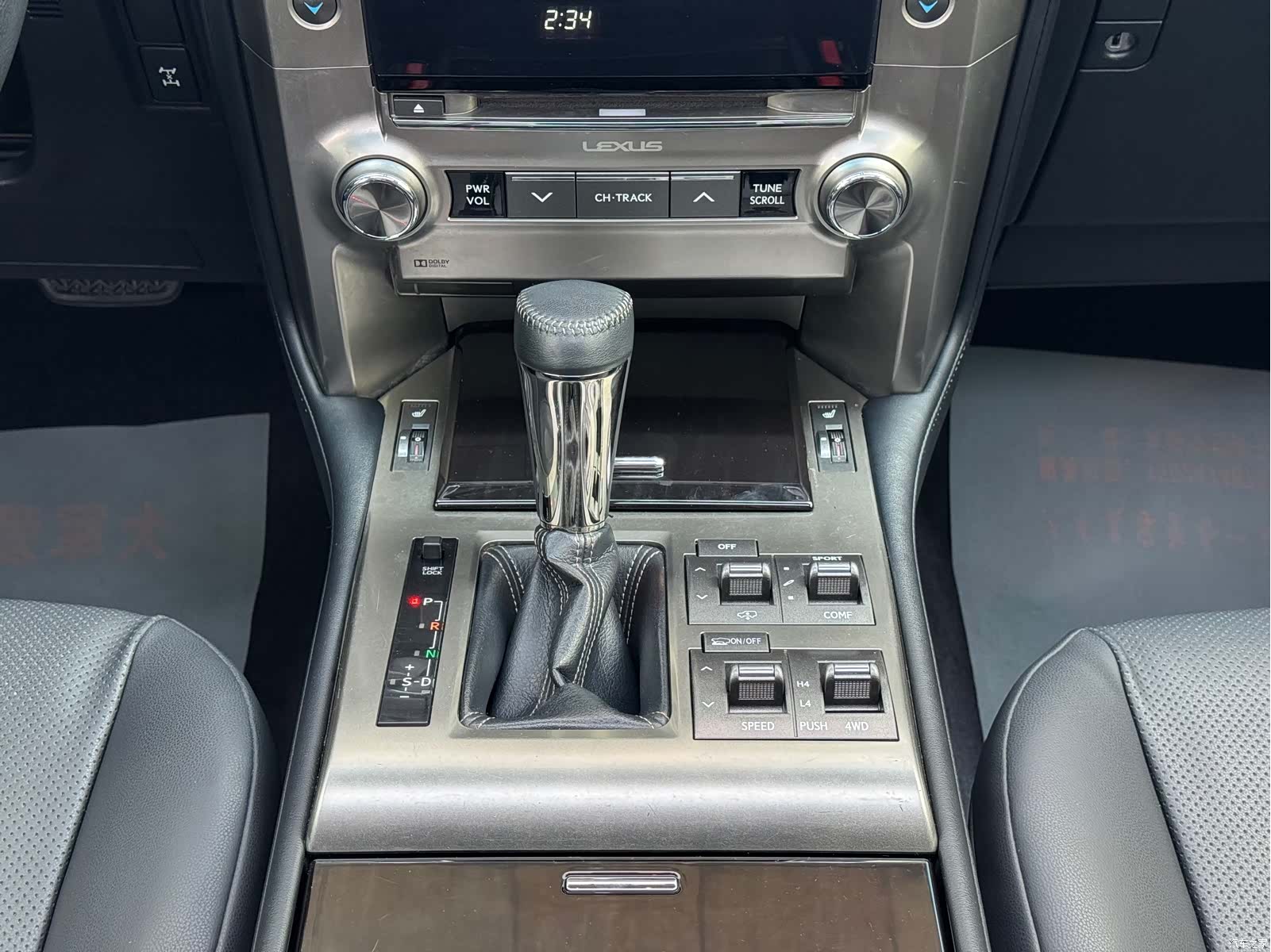 Lexus GX, 2015 16